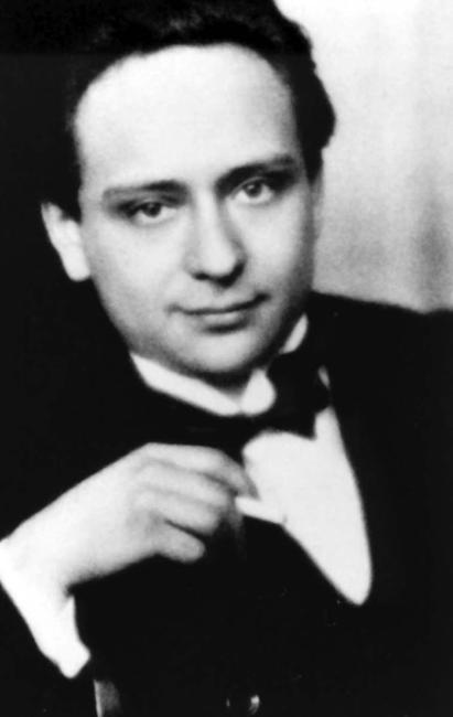 Viktor Ullman