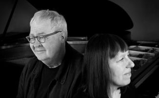 Pianoduon Mats Persson och Kristine Scholz